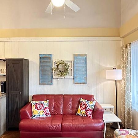 Demorest Haven At Hazel~Downtown Bungalow מראה חיצוני תמונה