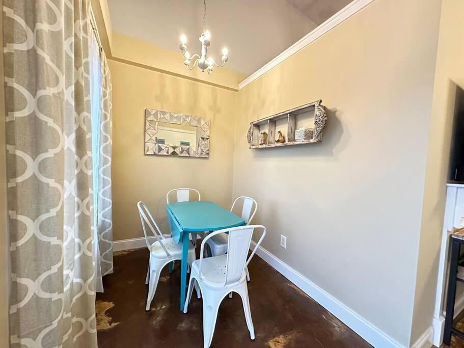 Demorest Haven At Hazel~Downtown Bungalow מראה חיצוני תמונה